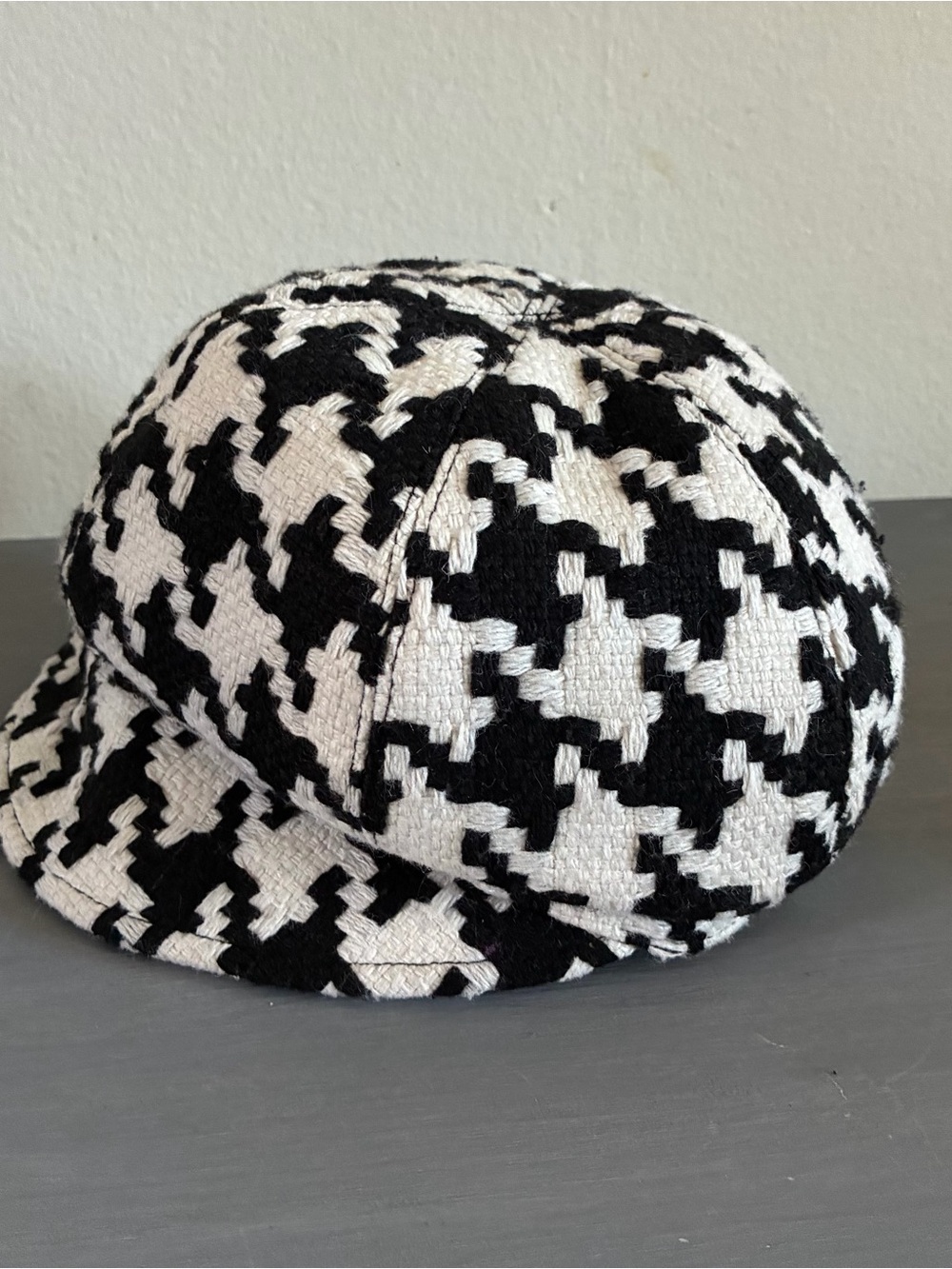 San Diego Hat Vintage Style Black and White Houndstooth Newsboy Cap Beret Hat